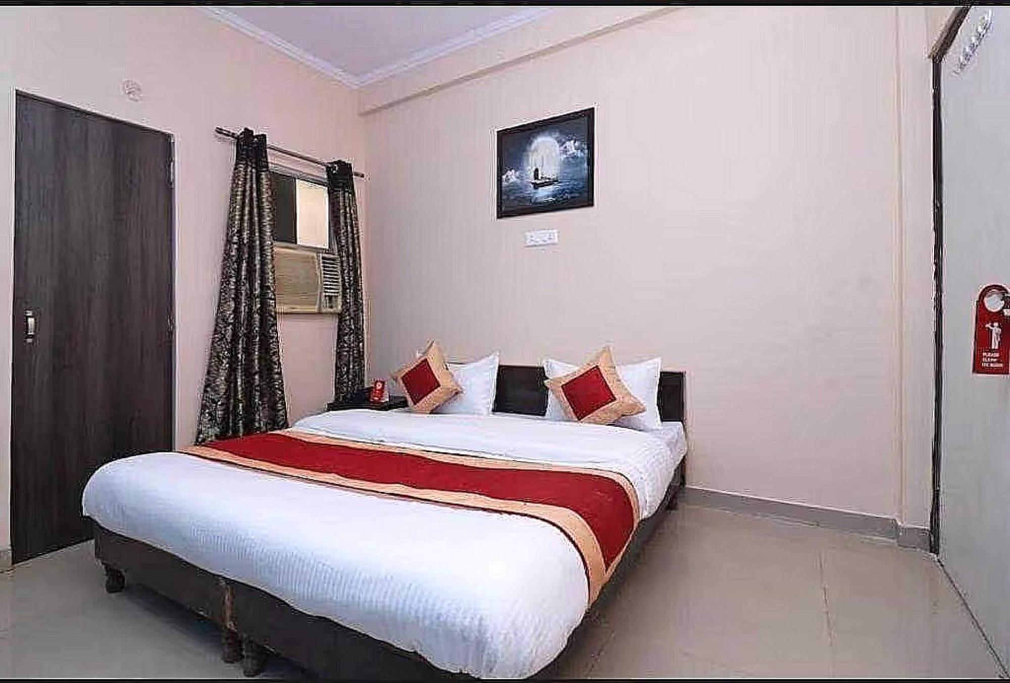 Hotel O Rl Residency Ghaziabad Exteriör bild