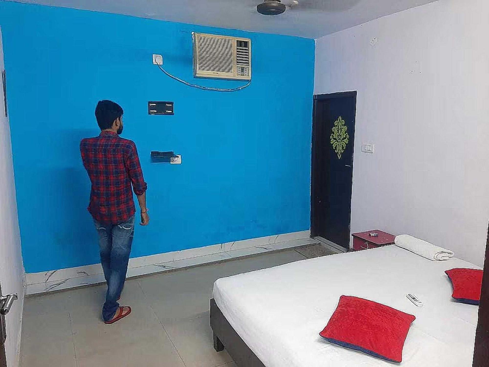 Hotel O Rl Residency Ghaziabad Exteriör bild